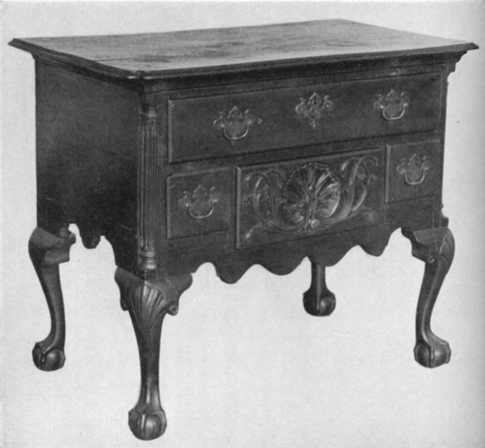 Dressing-table, Mahogany. American, about 1760-1775 Dressing-table, Mahogany. American, about 1760-1775