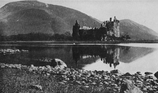 KILCHURN CASTLE.